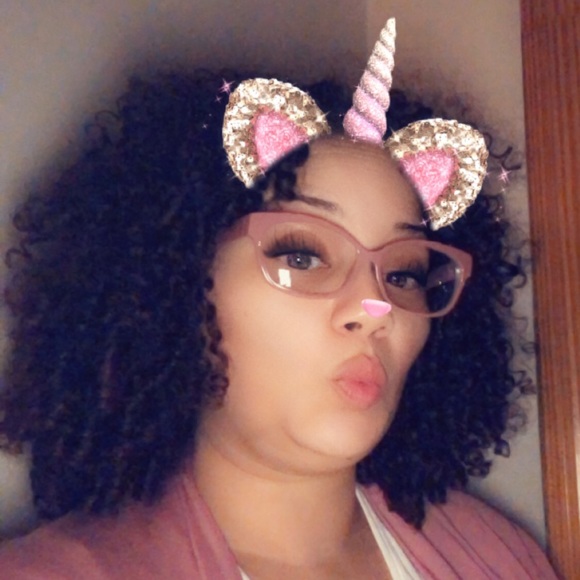 Meet your Posher, Jahaira - Picture 7 of 8